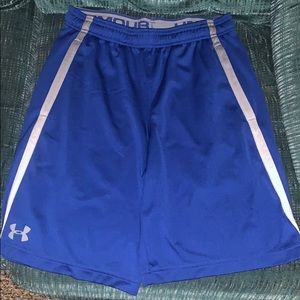 Men’s under armour short size M